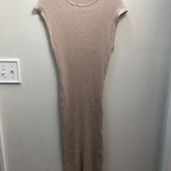 Elegant Beige Ribbed Knit Dress - Picture 1 of 3